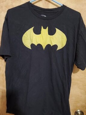 #693 Batman tshirt